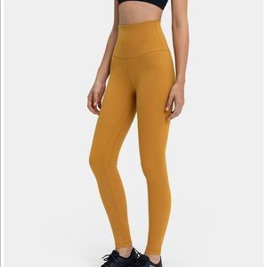 Matching honey mustard workout set